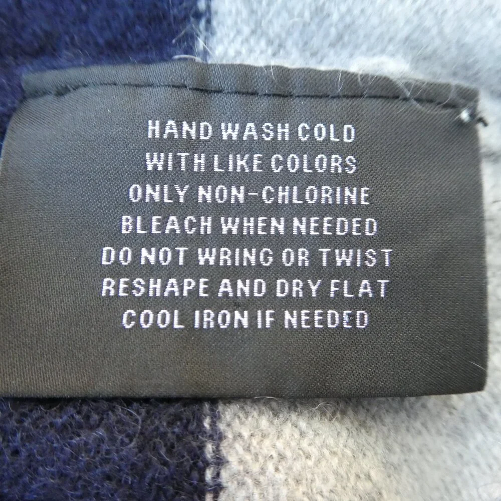 Bloomingdales cashmere by